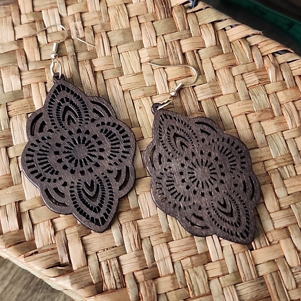 BOHO WOOD Cutout Teardrop  Earrings